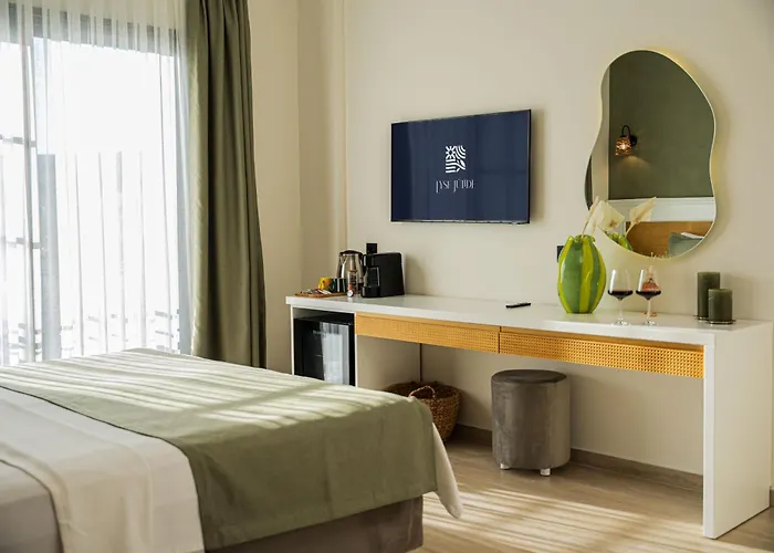 ホテル Lyse Juelide *