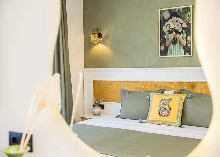 Lyse Juelide * Çeşme