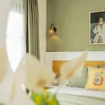 Lyse Jülide * Çeşme