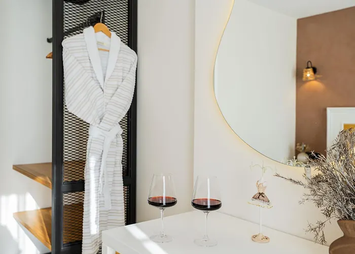 Lyse Juelide فندق *