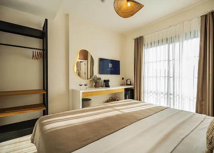 Lyse Juelide فندق Çeşme